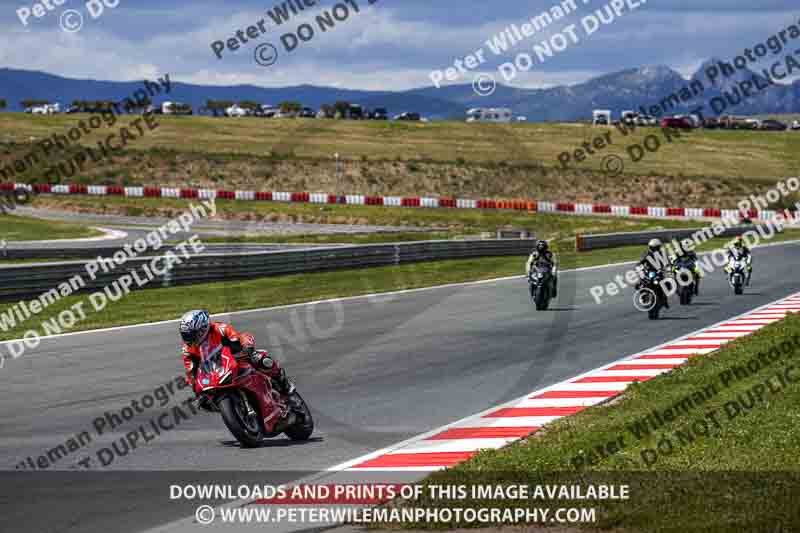 cadwell no limits trackday;cadwell park;cadwell park photographs;cadwell trackday photographs;enduro digital images;event digital images;eventdigitalimages;navarra;no limits trackdays;peter wileman photography;racing digital images;trackday digital images;trackday photos